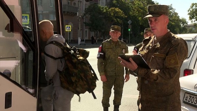 «Кто, если не мы»: бойцы-контрактники отправились из Волгограда на передовую СВО