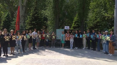 В Волгограде проходит акция для детей «Скажи телефону доверия: «Да!»