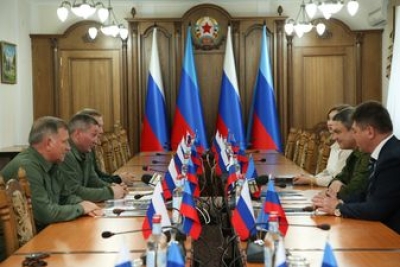 Главы Волгоградской области и ЛНР провели рабочую встречу