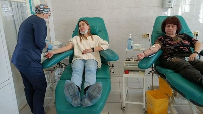 Волгоградские медики поблагодарили доноров