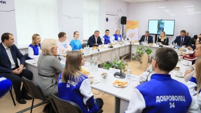 Волгоградские добровольцы-участники СВО получат выплаты по 100 тысяч рублей
