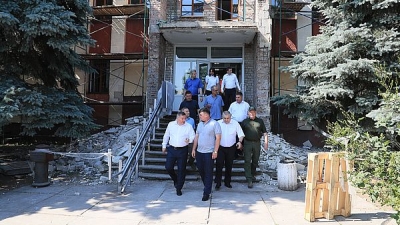 Волгоградский губернатор совершает рабочую поездку в подшефный район ЛНР